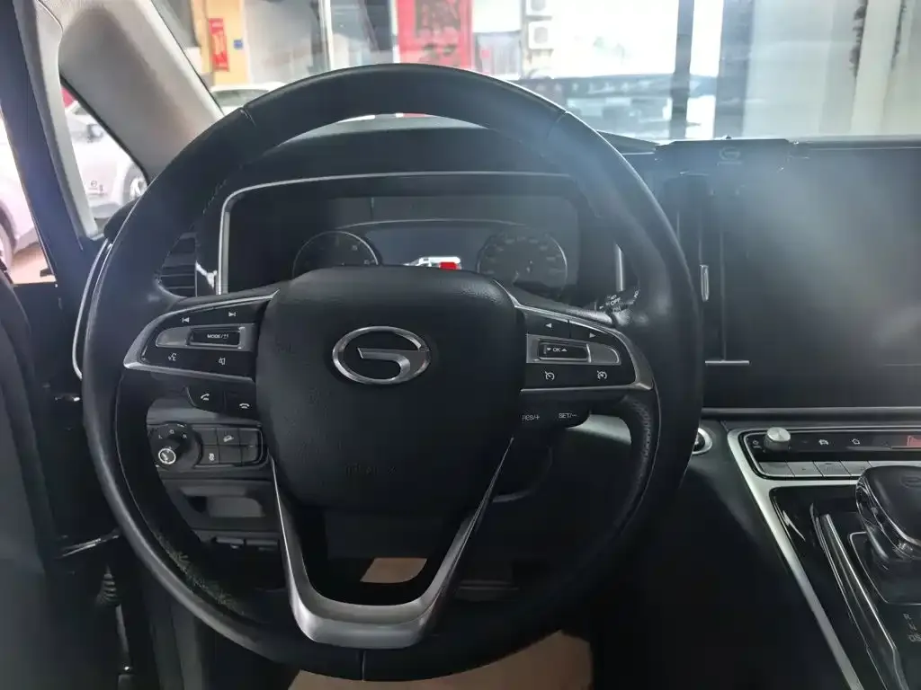 GAC Motor Trumpchi M8 — фото 2