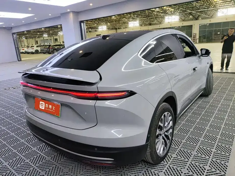 NIO EC6 — фото 7