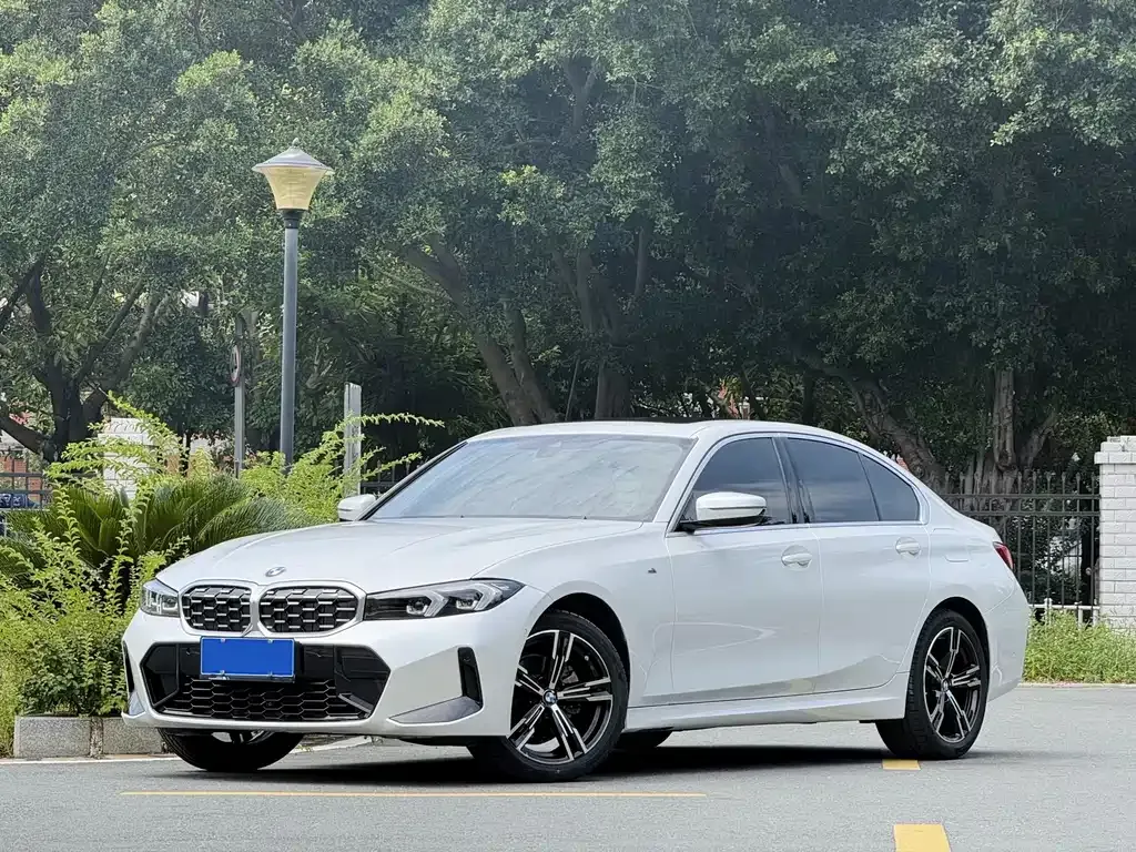 BMW 3 Series — фото 1