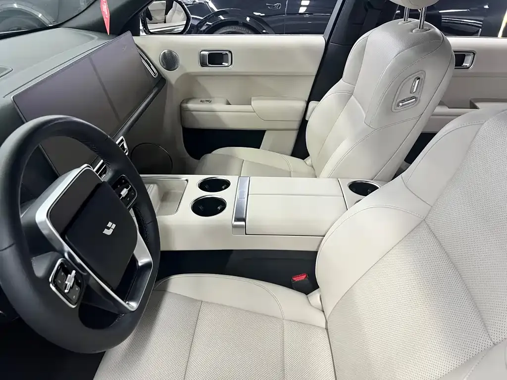 Li Auto L9 2024 из CN, фото 2