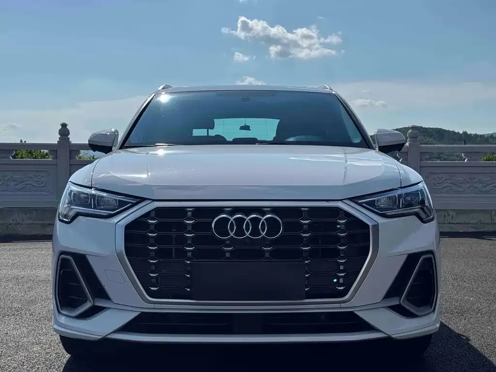 Audi Q3 — фото 5