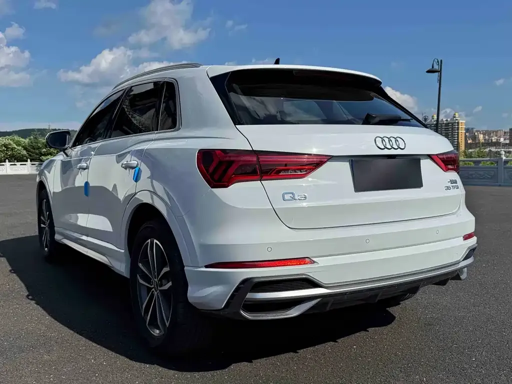 Audi Q3 — фото 3