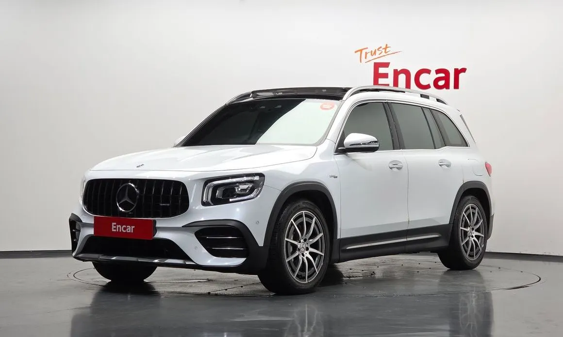 Mercedes-Benz GLB-Class — фото 1