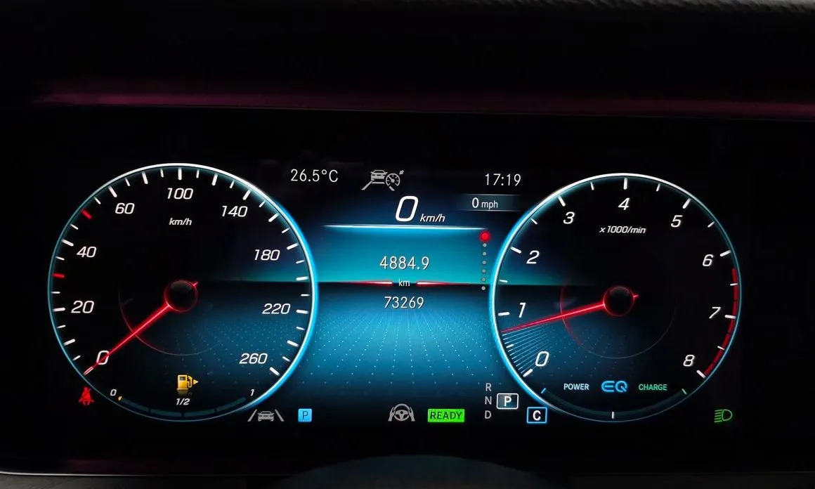 Mercedes-Benz E-Class 2021 из KR, фото 4