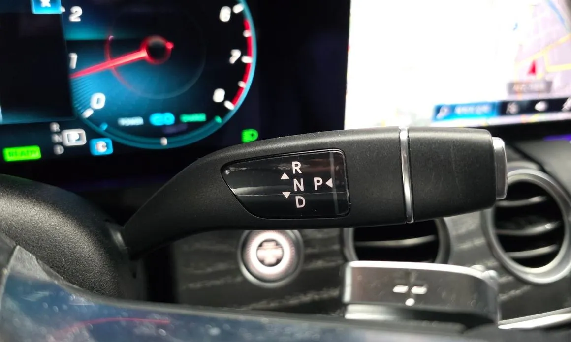 Mercedes-Benz E-Class 2021 из KR, фото 10