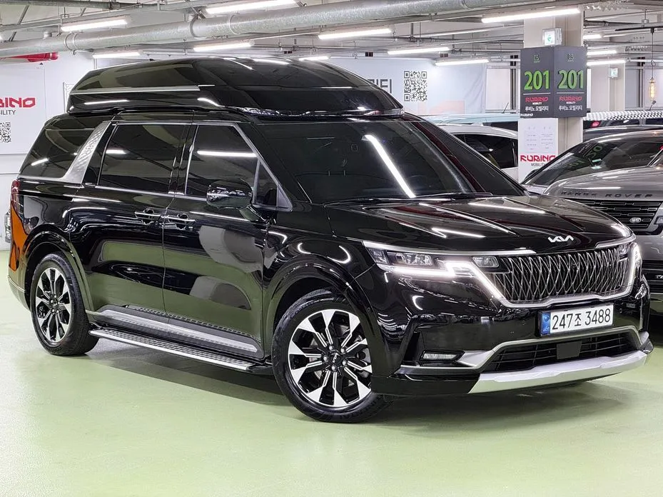 Kia Carnival — фото 10