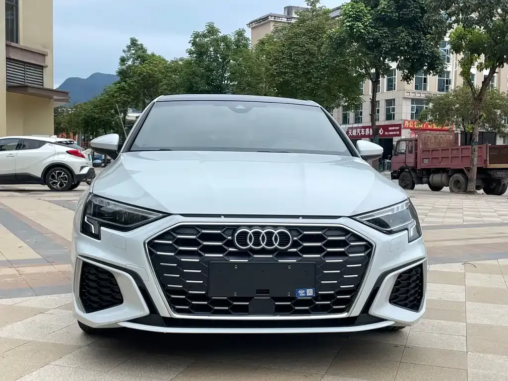 Audi A3 — фото 2