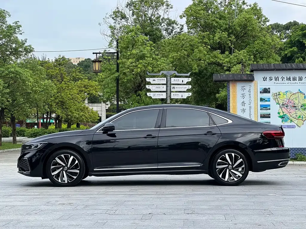 Volkswagen Passat — фото 9