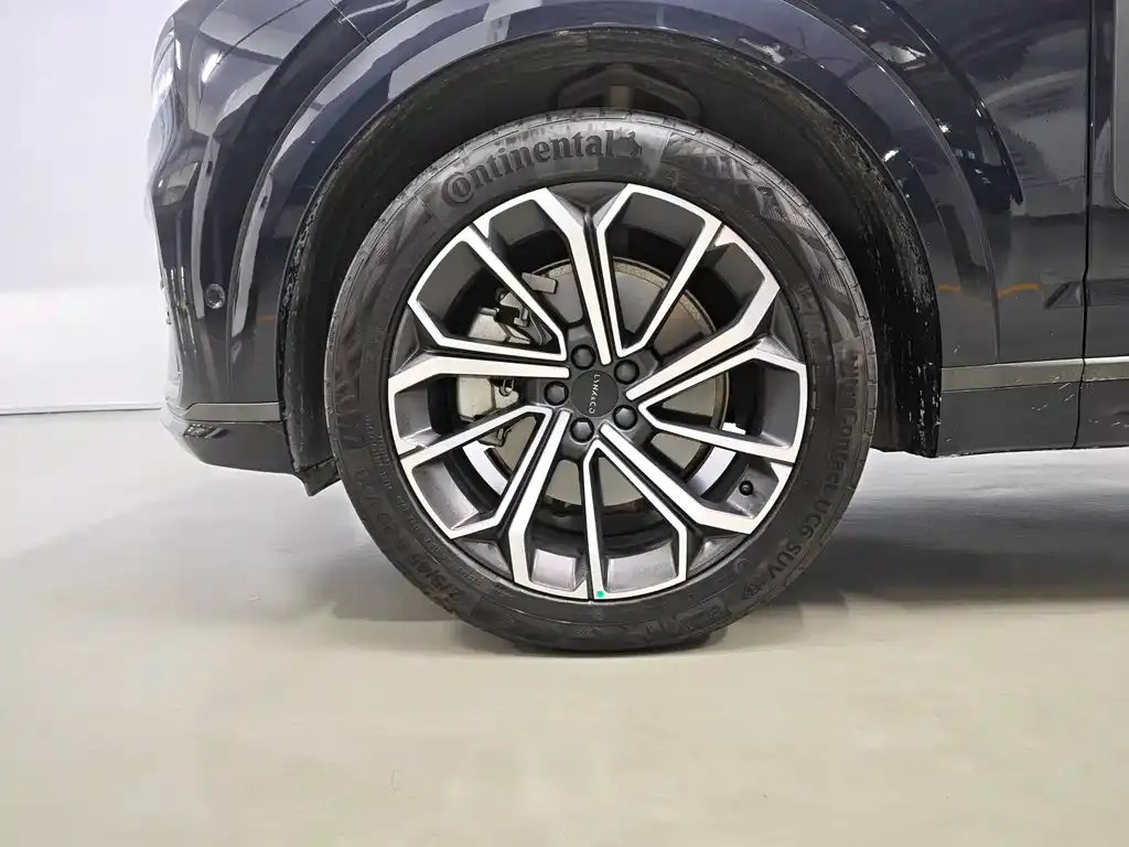 Lynk & Co 09 2024 из CN, фото 7