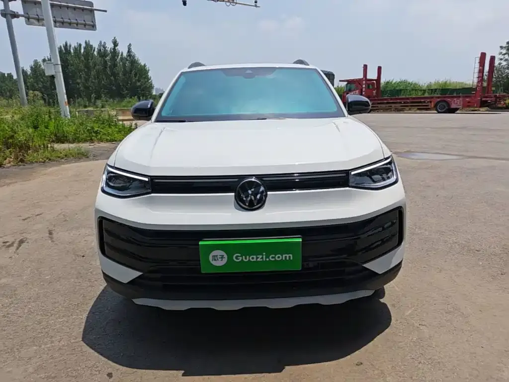 Volkswagen Tharu — фото 3