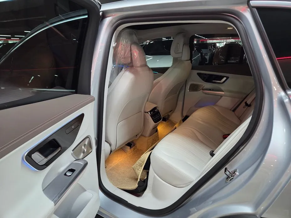 Mercedes-Benz EQE 2023 из KR, фото 10
