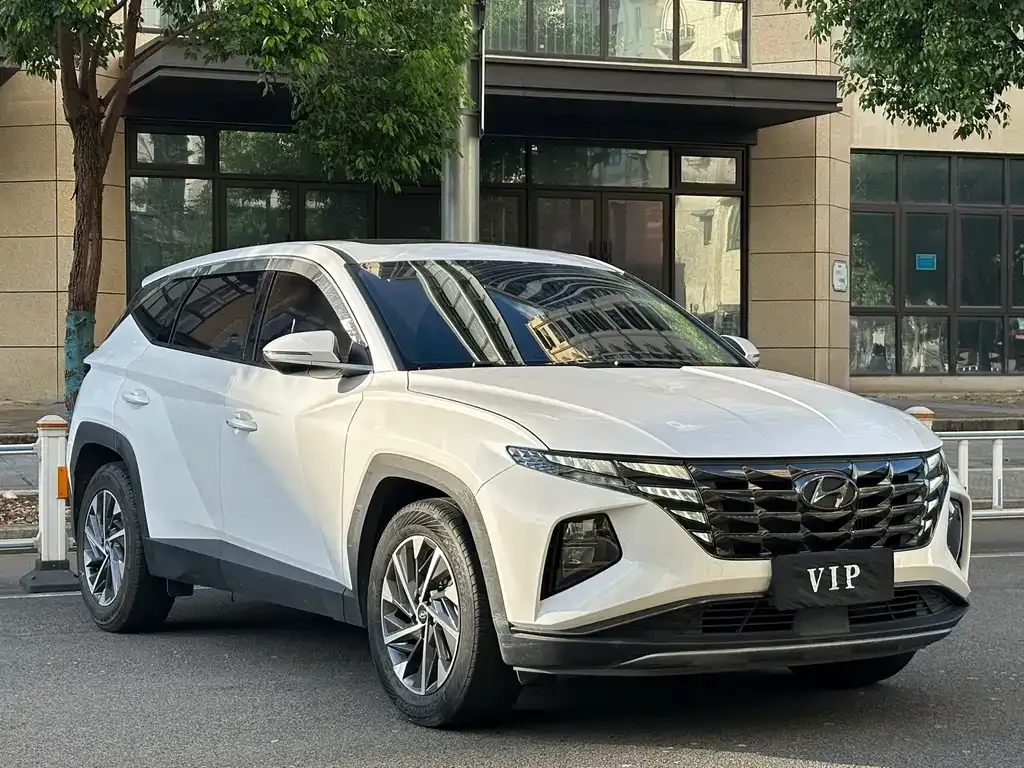 Hyundai Tucson — фото 10