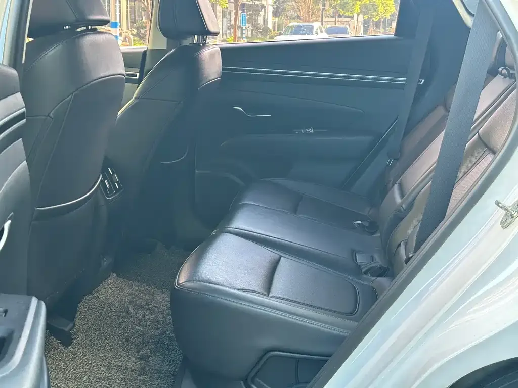 Hyundai Tucson — фото 2
