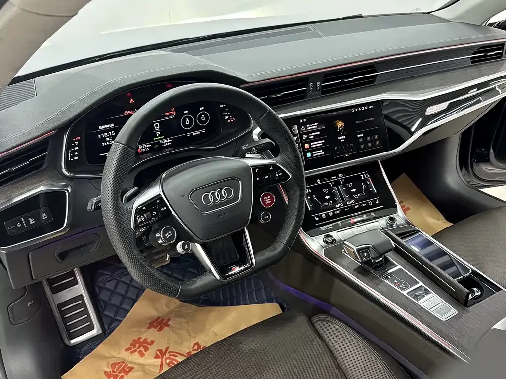 Audi A7L — фото 9