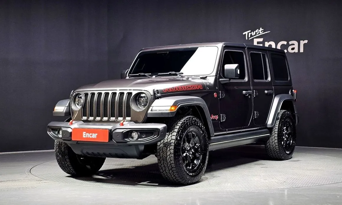 Jeep Wrangler — фото 1