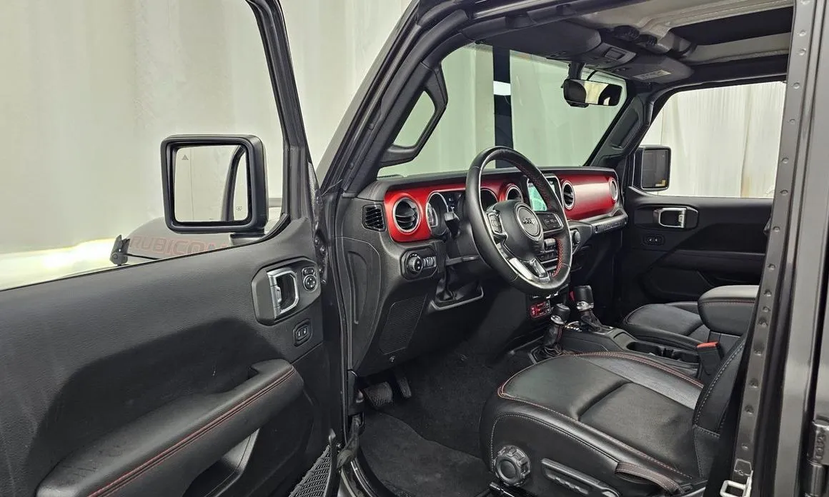 Jeep Wrangler — фото 10