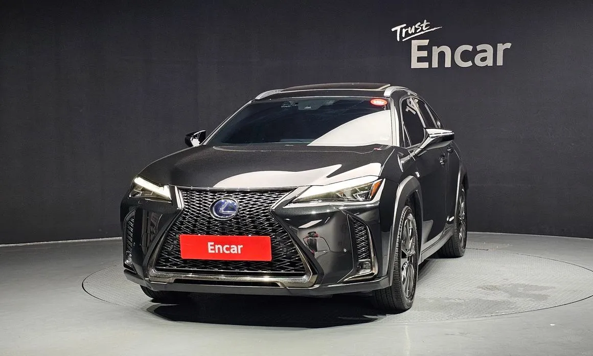 Lexus UX — фото 7