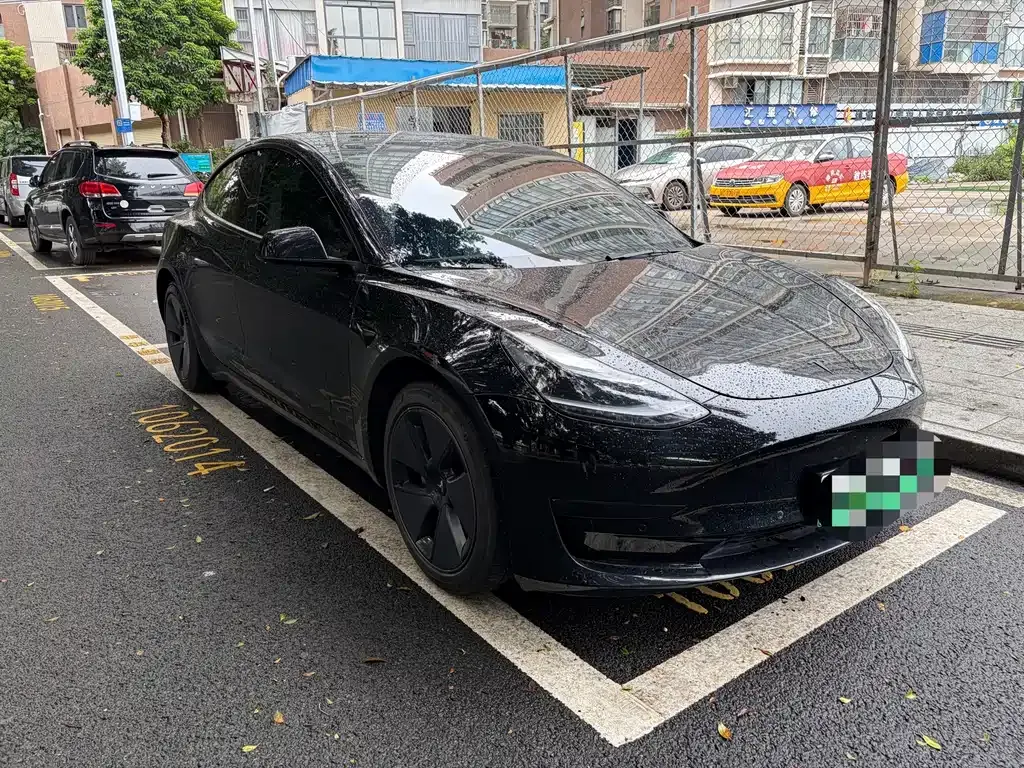Tesla Model 3 — фото 6