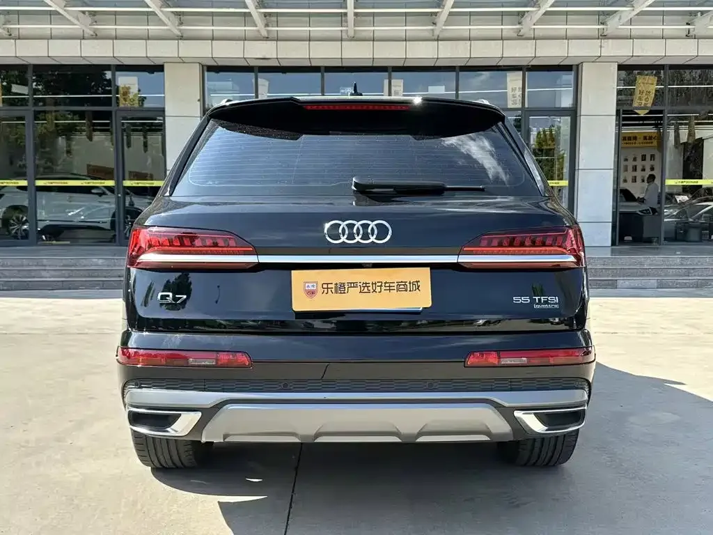 Audi Q7 — фото 4