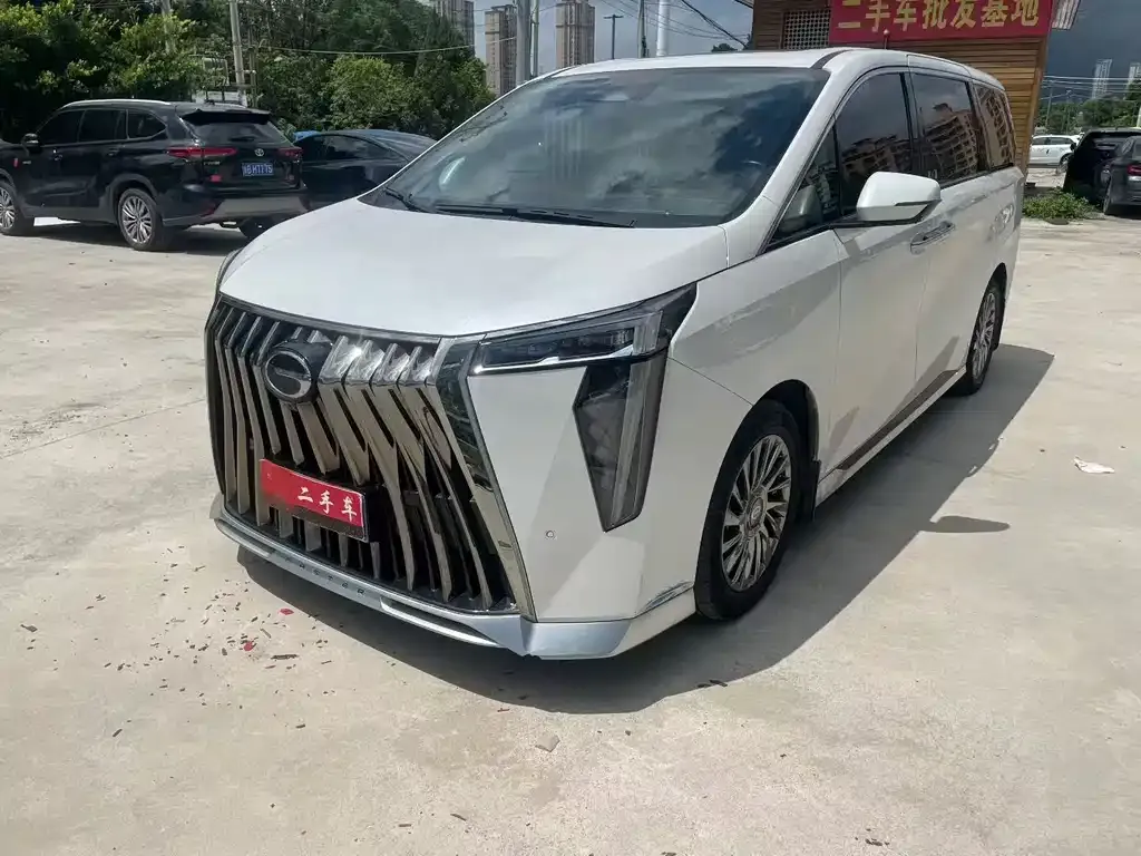 GAC Motor Trumpchi M8 — фото 1
