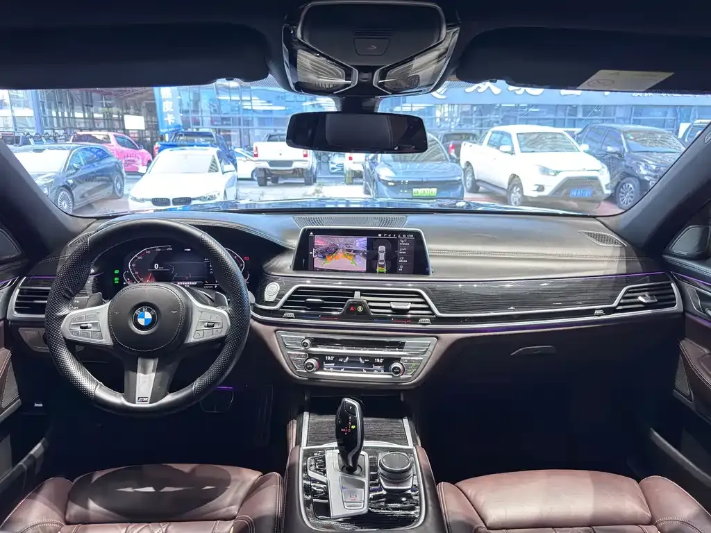 BMW 7 Series 2022 из CN, фото 6