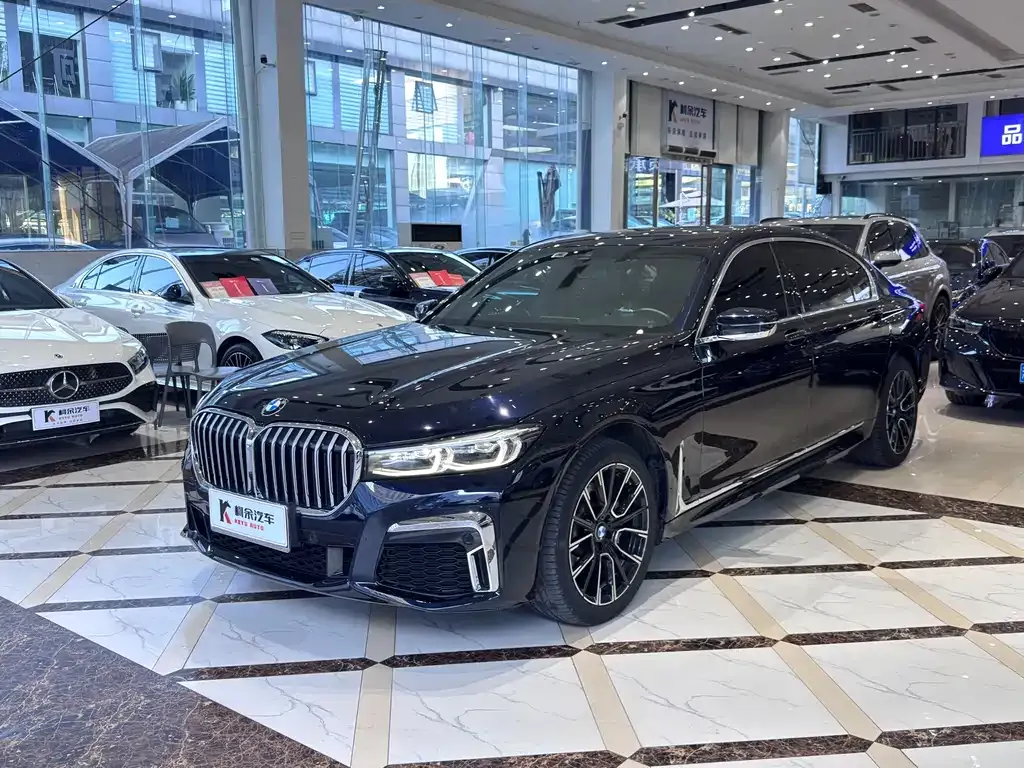 BMW 7 Series 2022 из CN, фото 5
