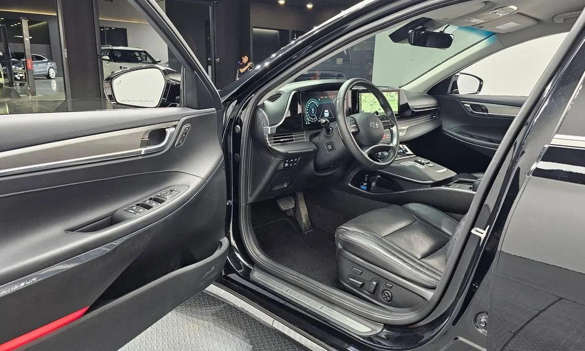 Hyundai Grandeur 2023 из KR, фото 3