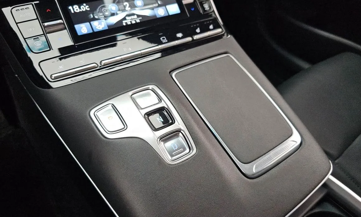 Hyundai Grandeur 2023 из KR, фото 9