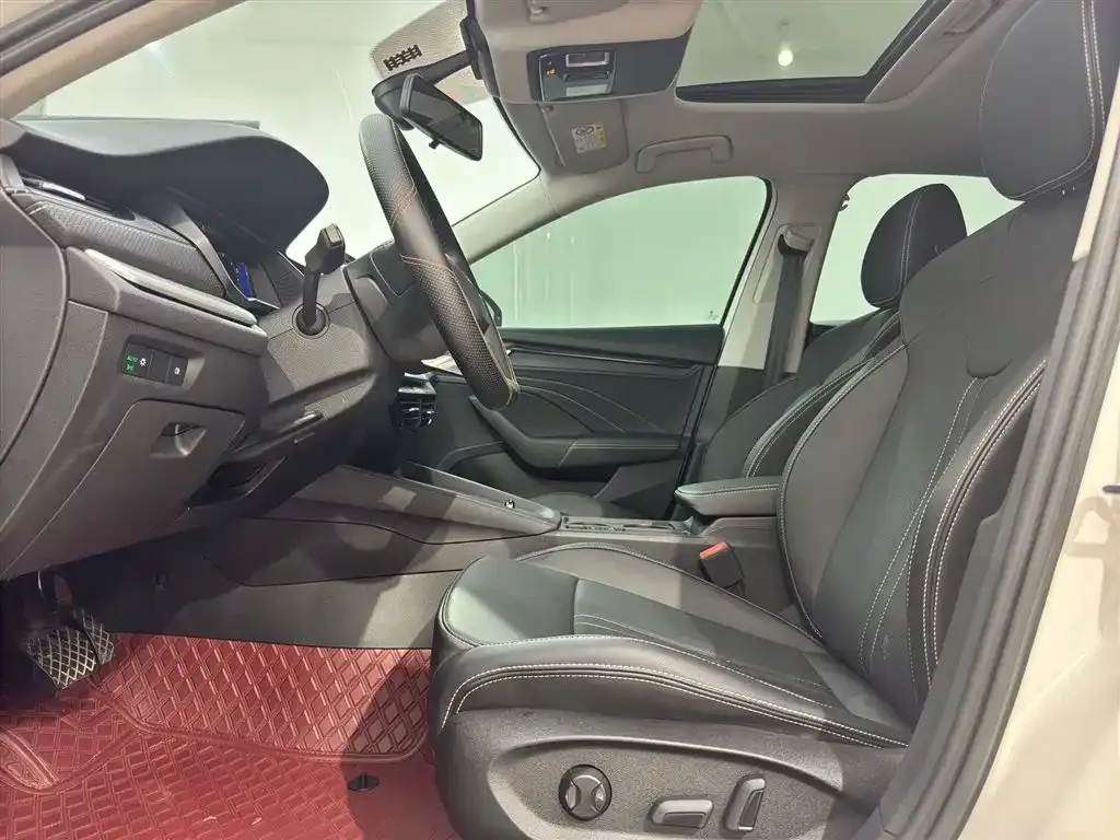 Skoda Octavia — фото 10