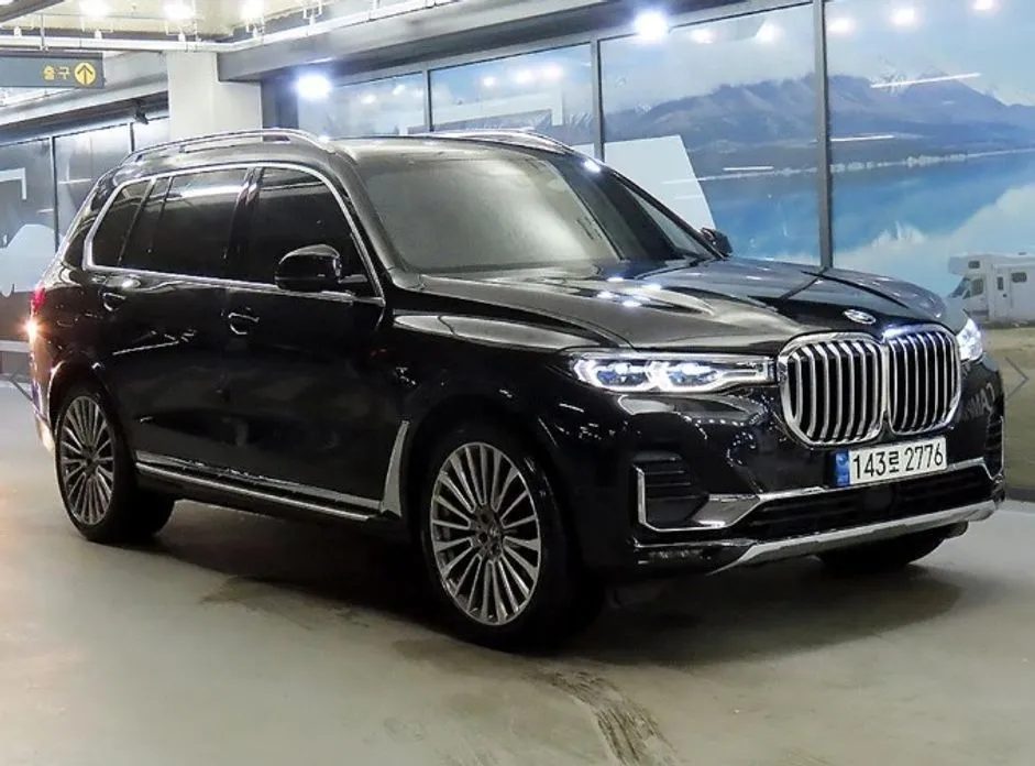 BMW X7 — фото 1