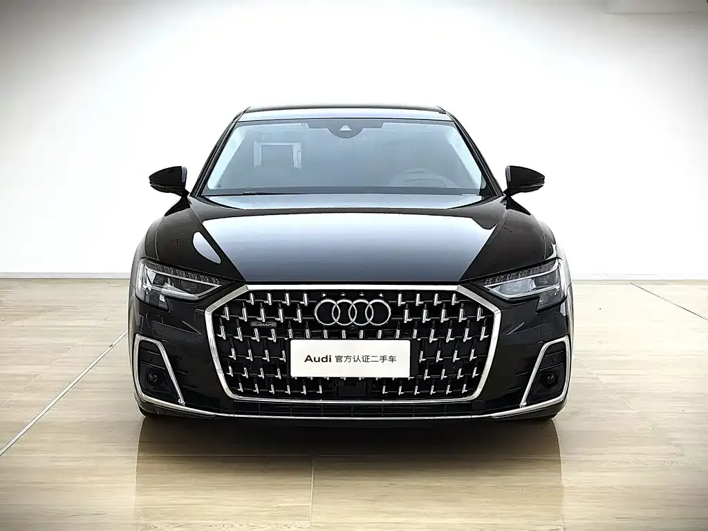 Audi A8 — фото 7
