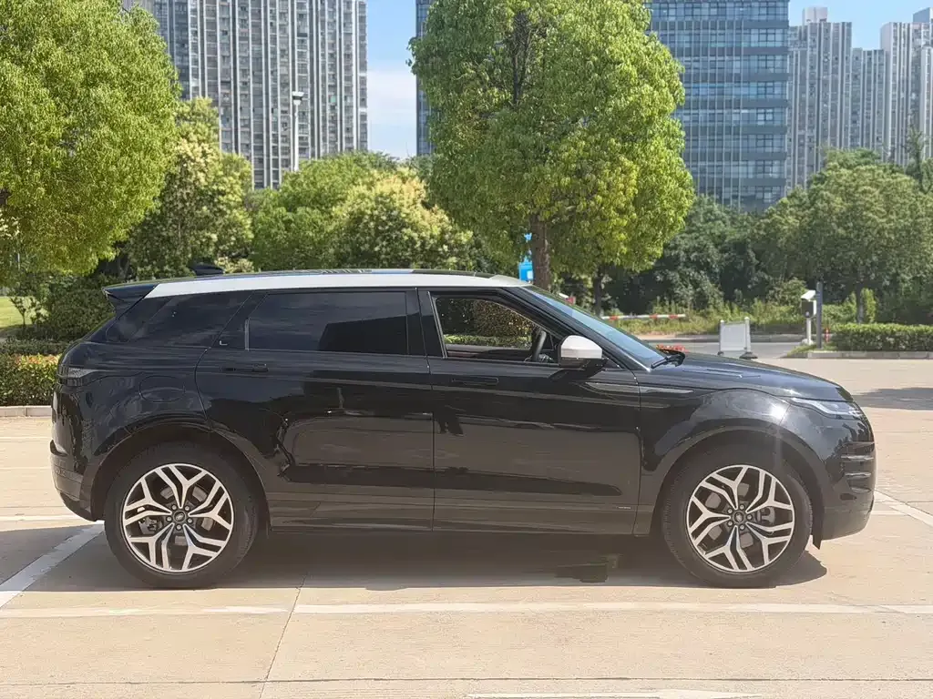 Land Rover Evoque — фото 7