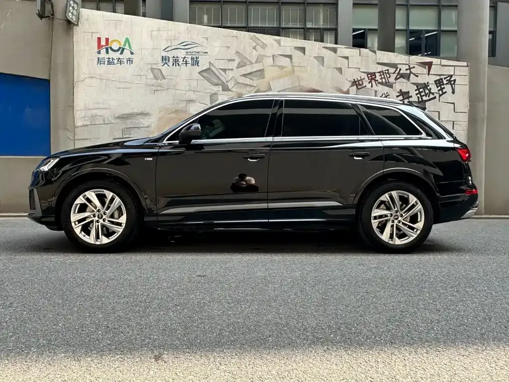 Audi Q7 — фото 9