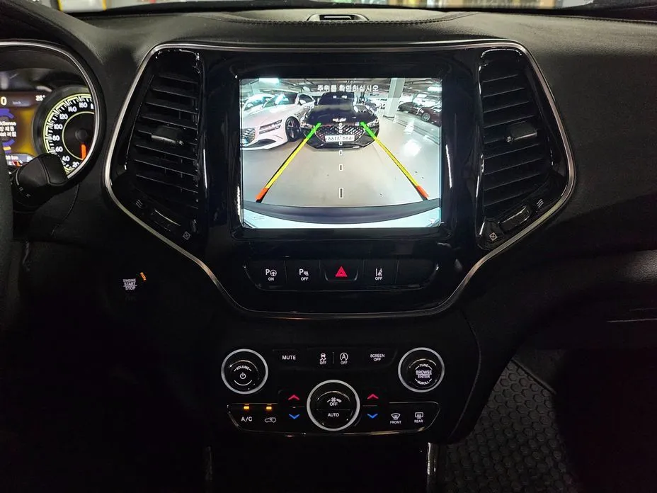 Jeep Cherokee 2022 из KR, фото 2