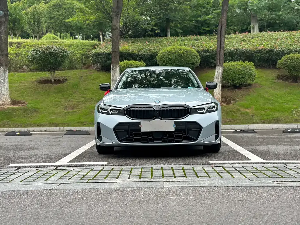 BMW 3 Series — фото 1