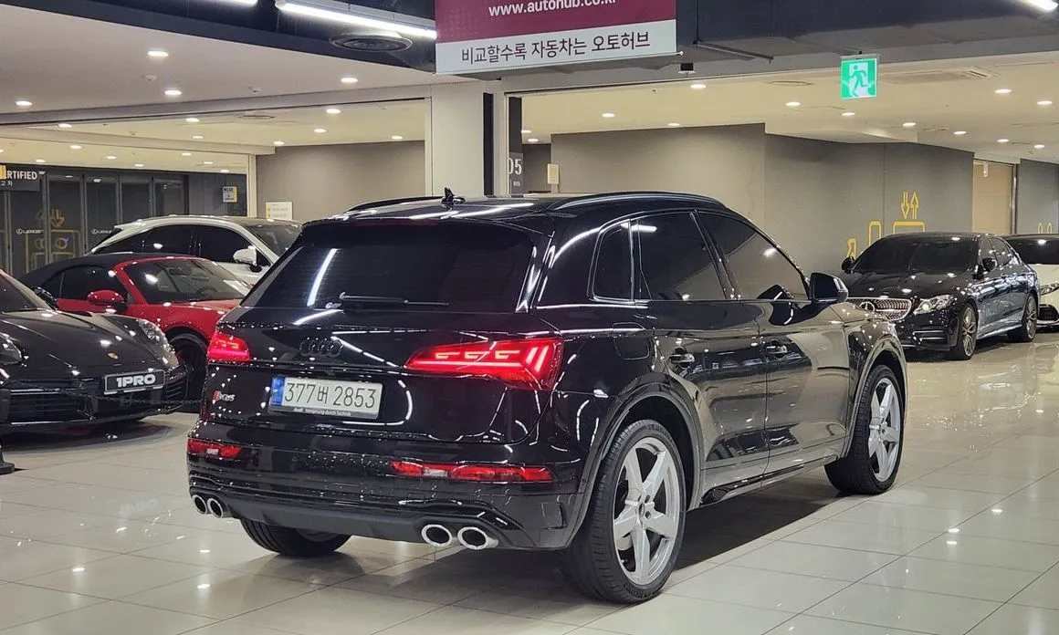 Audi SQ5 — фото 8