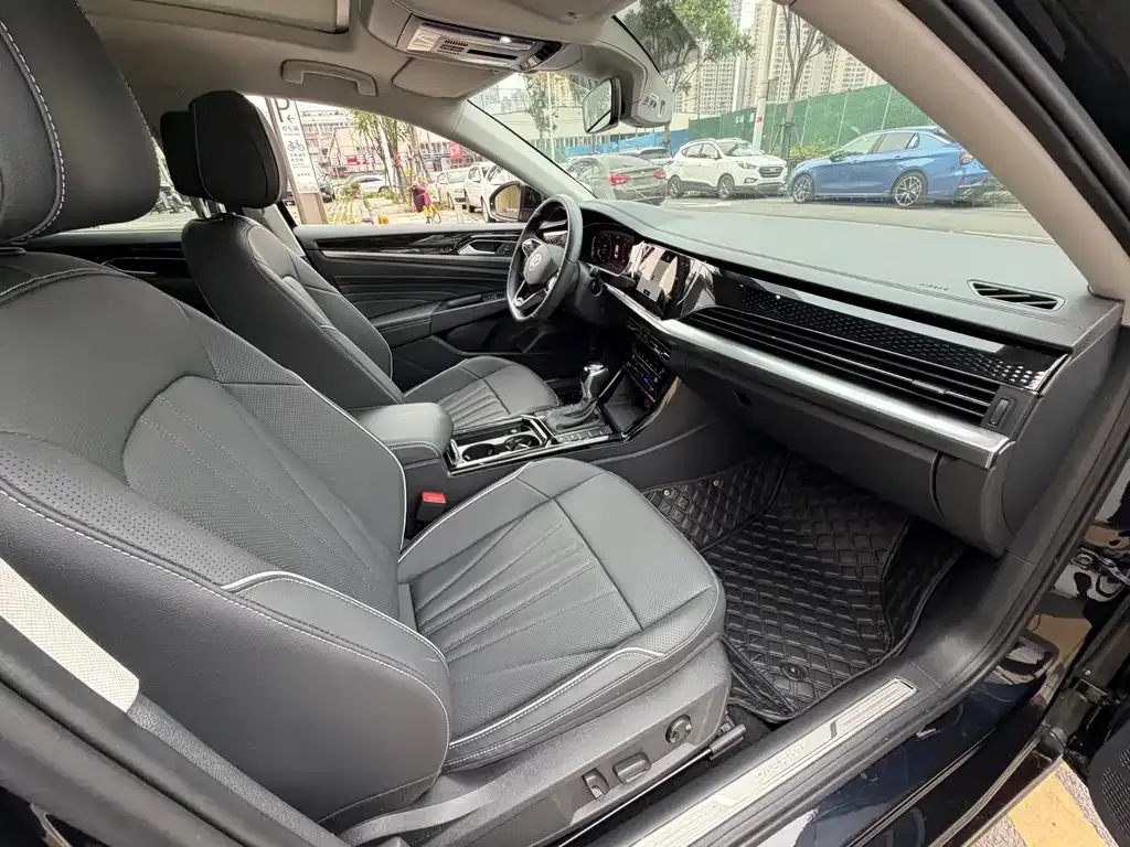 Volkswagen Passat — фото 6