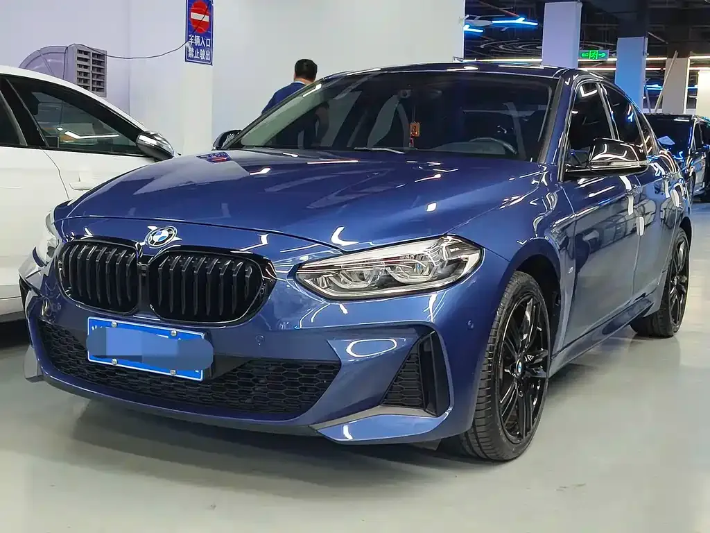 BMW 1 Series — фото 1