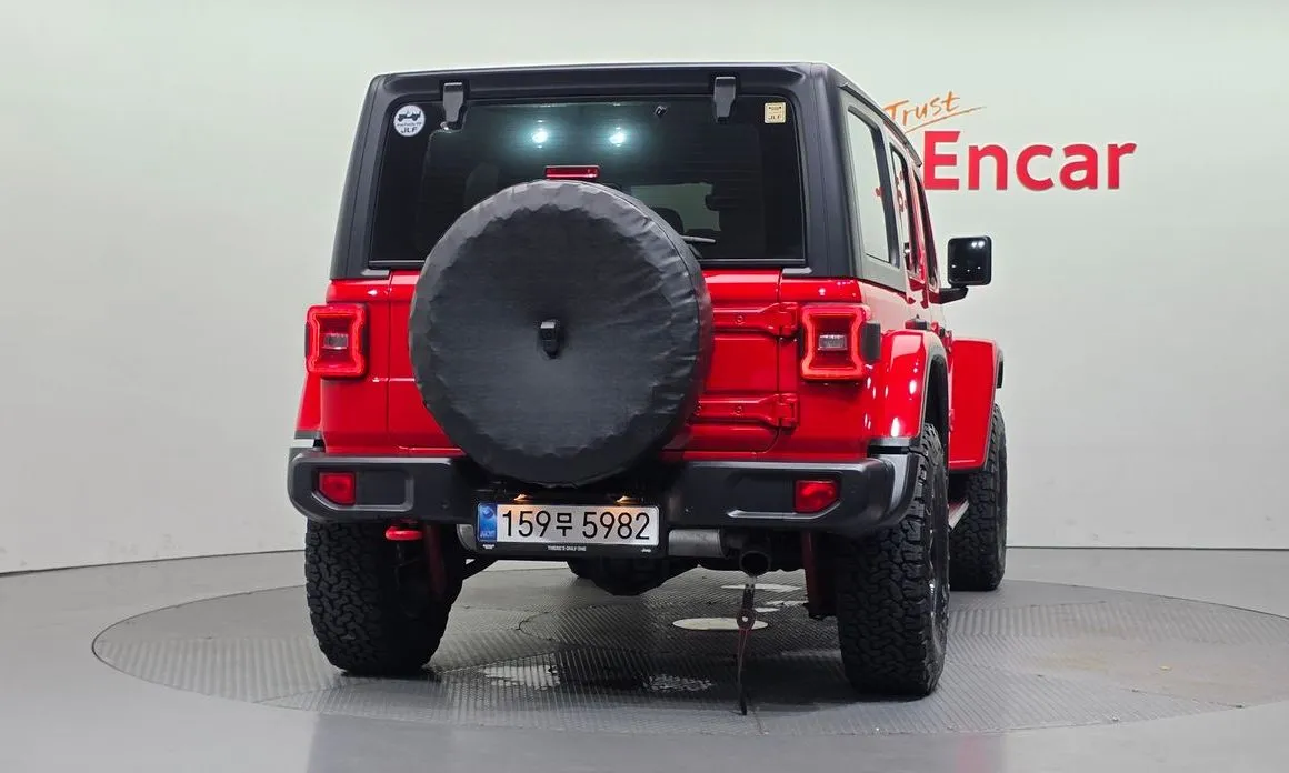 Jeep Wrangler — фото 4