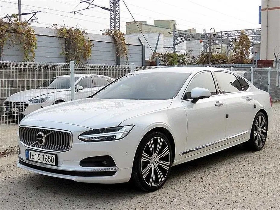 Volvo S90 — фото 8