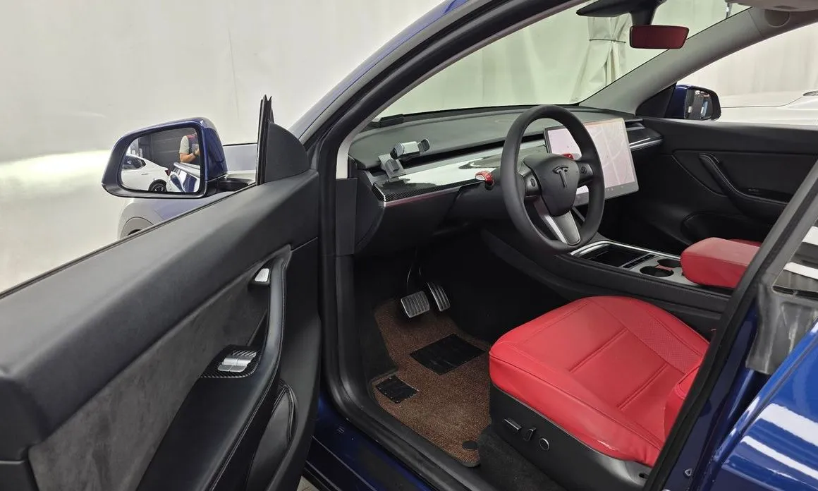 Tesla Model Y 2021 из KR, фото 8