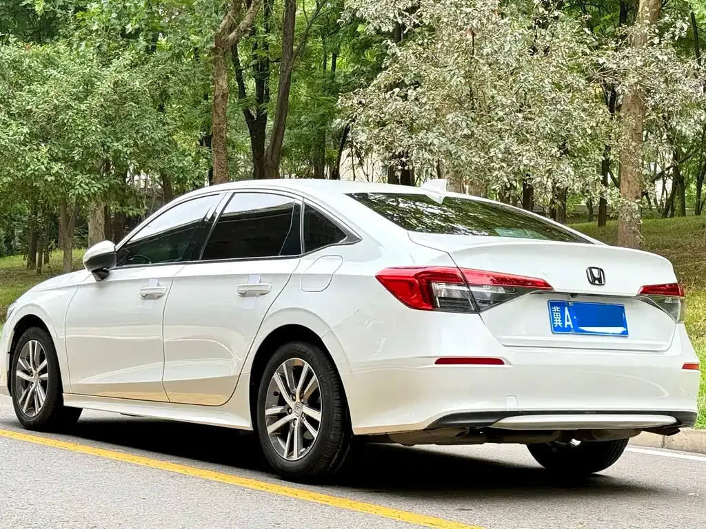 Honda Civic — фото 8