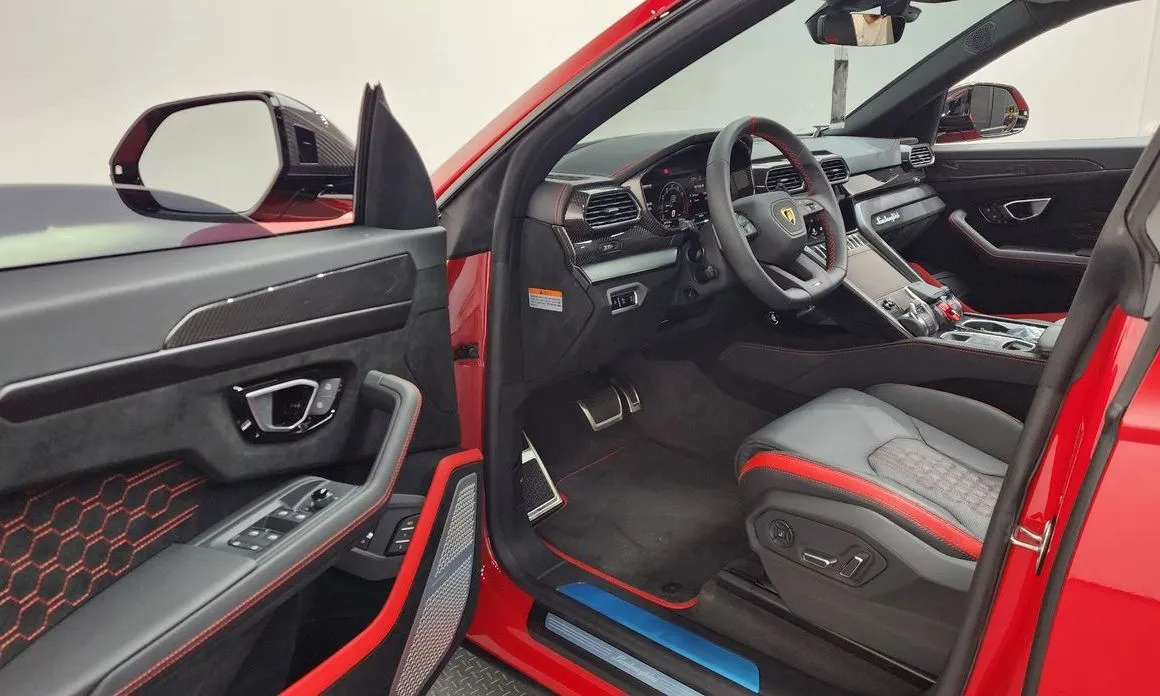 Lamborghini Urus 2023 из KR, фото 6