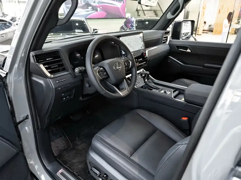 Lexus GX 2025 из CN, фото 9