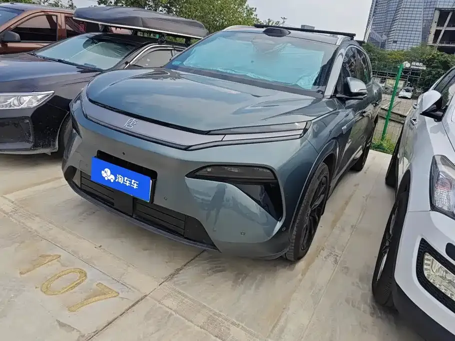 BYD Tang L — фото 1