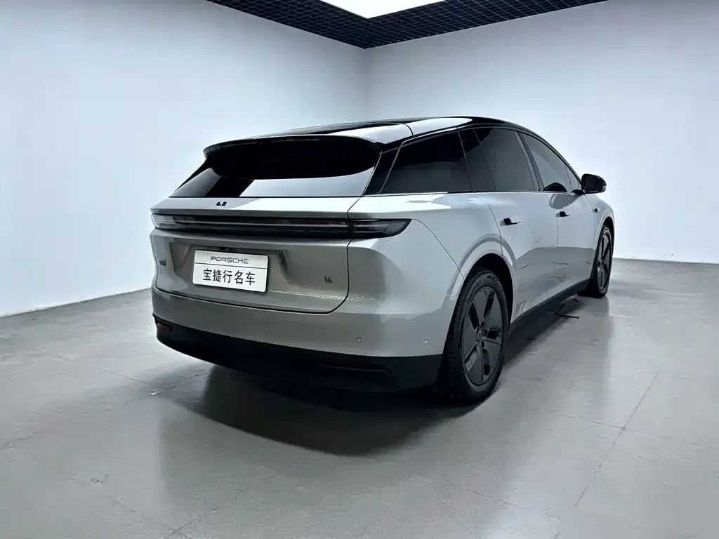 Li Auto i6 — фото 3