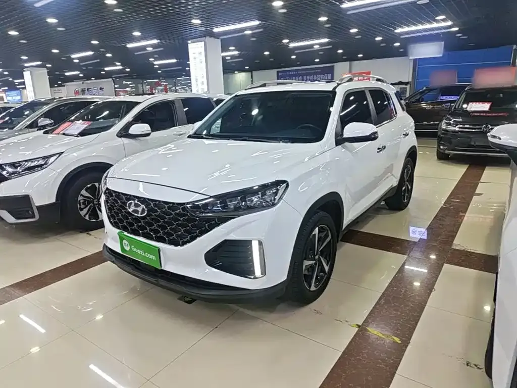 Hyundai ix35 — фото 1