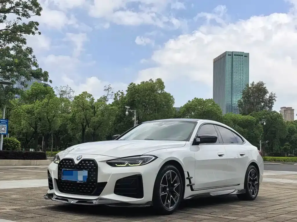 BMW 4 Series — фото 1