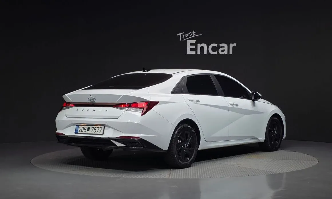 Hyundai AVANTE 2023 из KR, фото 3