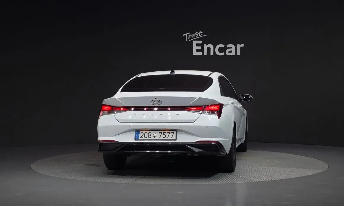 Hyundai AVANTE 2023 из KR, фото 4